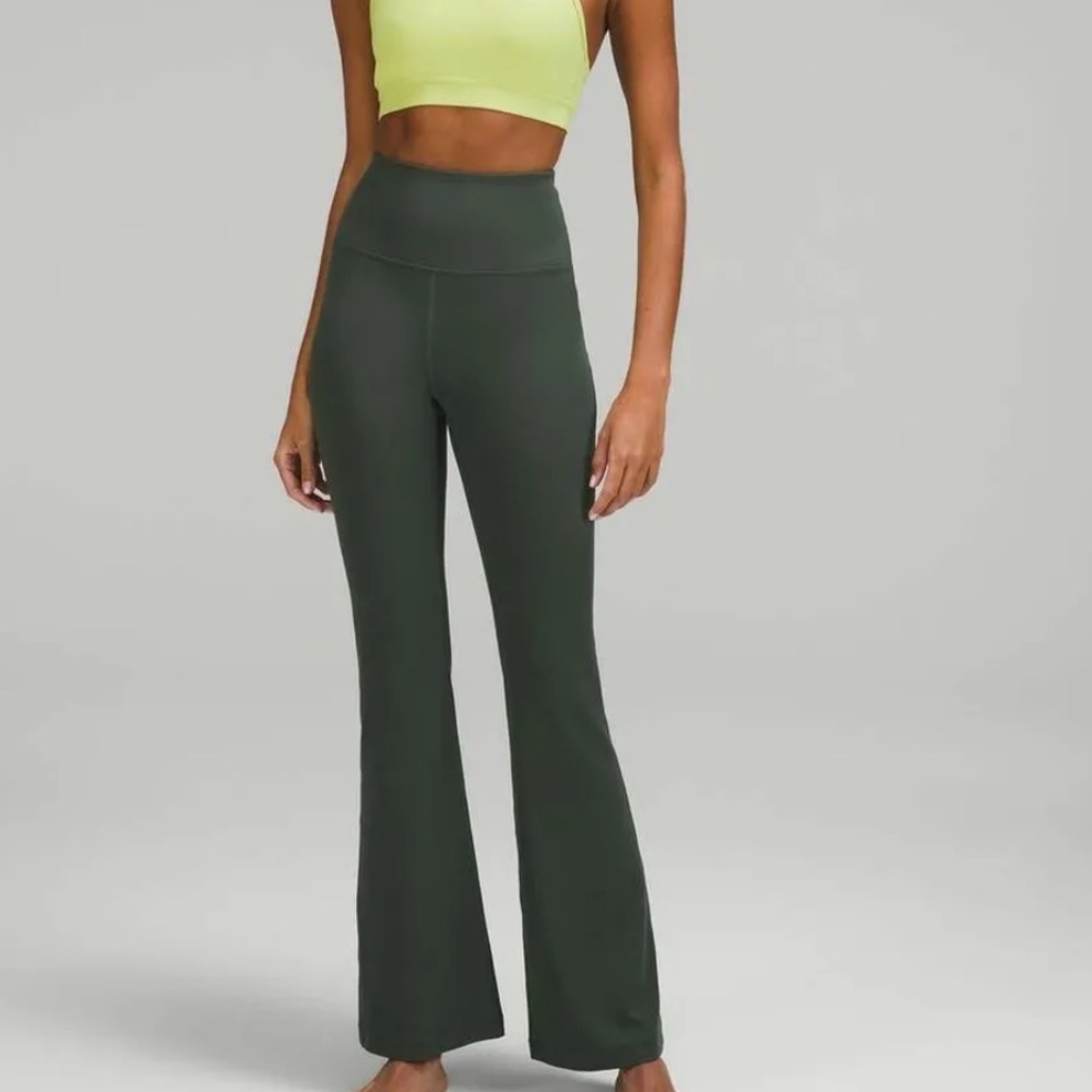 Lululemon Groove Super-High-Rise Flared Pant *Nulu